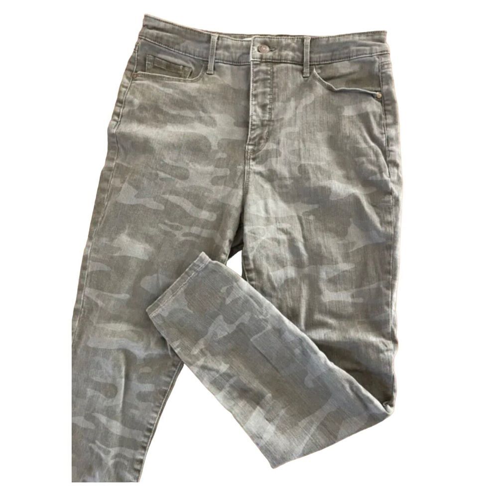 Sanctuary Jeans Social Standard Camo‎ Ankle High Rise Skinny Pants $79 Size 8